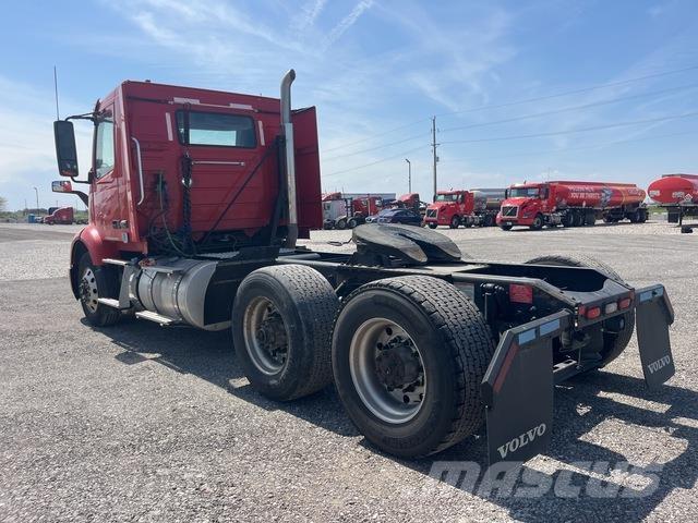 Volvo VNR 트랙터 유닛