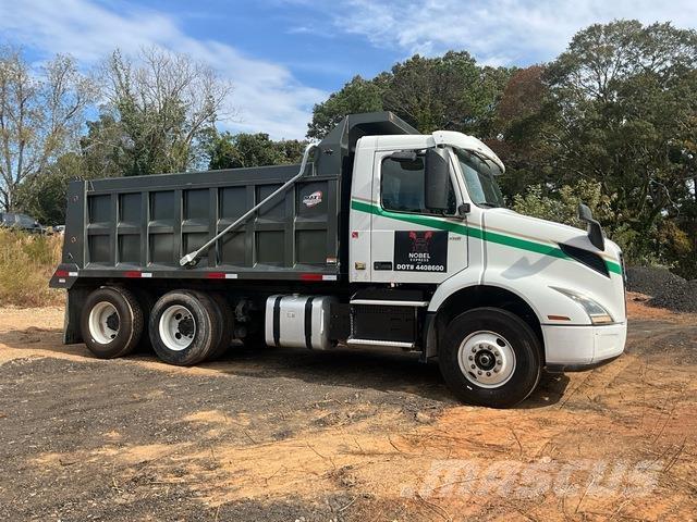 Volvo VNR 덤프 트럭