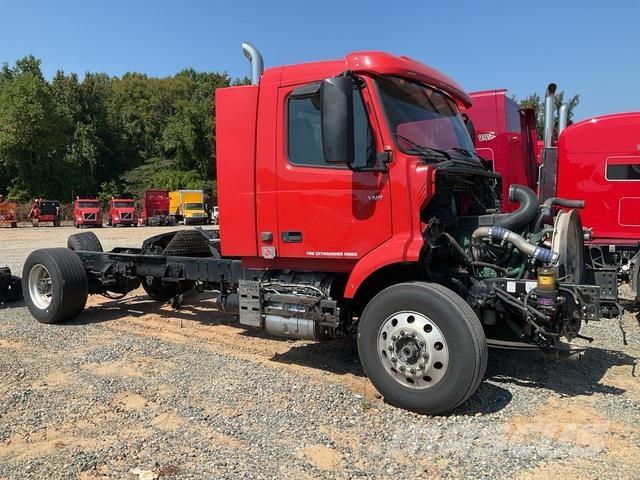 Volvo VNR 트랙터 유닛