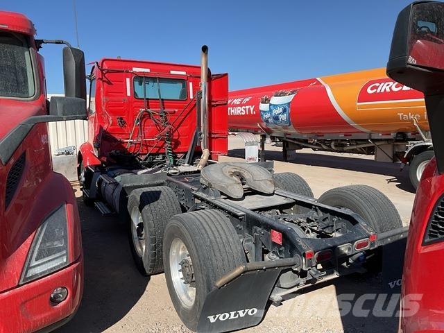 Volvo VNR 트랙터 유닛