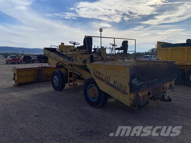  W.H. Mfg. W.H.S. 모래(염화칼슘) 살포기