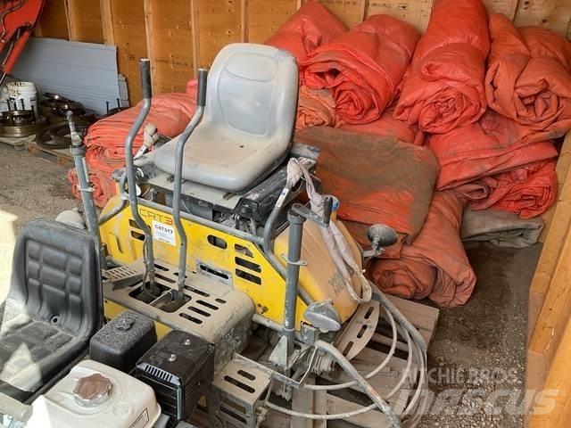 Wacker Neuson  콘크리트 부속품