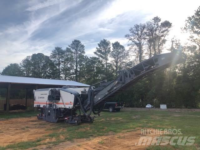Wirtgen W210i 아스팔트 콜드 밀링 기계