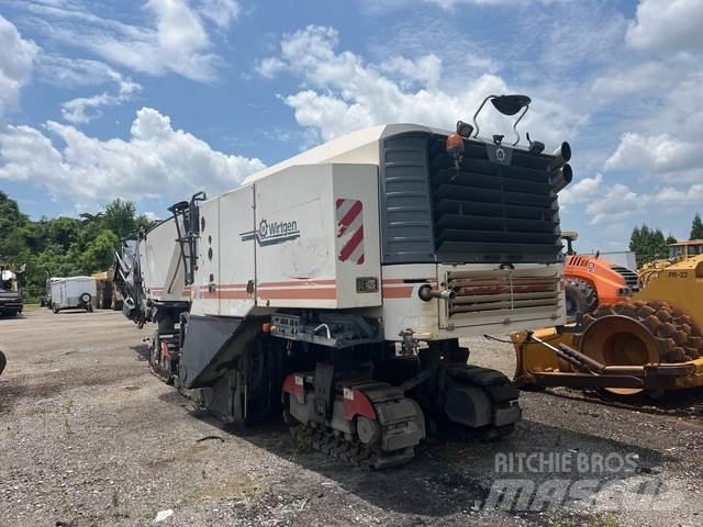 Wirtgen W220 아스팔트 콜드 밀링 기계
