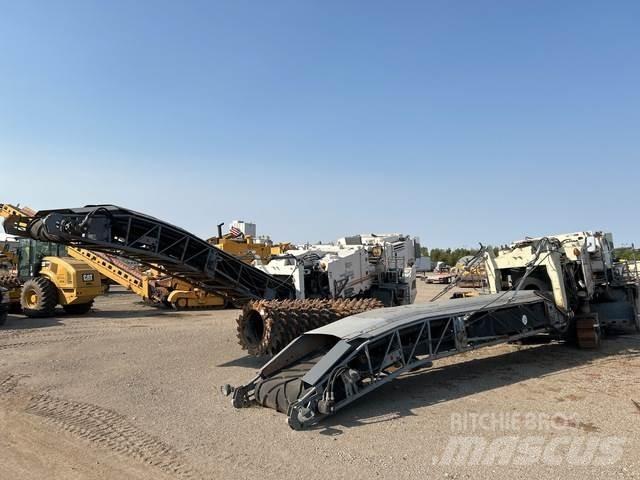 Wirtgen W2200 아스팔트 콜드 밀링 기계
