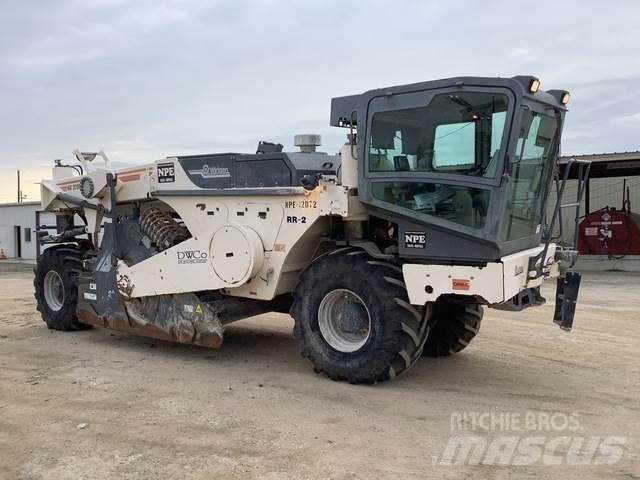 Wirtgen WR2000 토양 다짐기