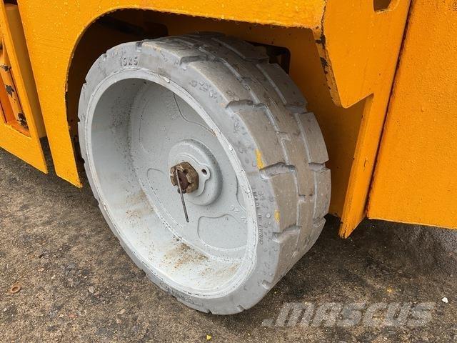 XCMG GTJZ0808 가위형 리프트