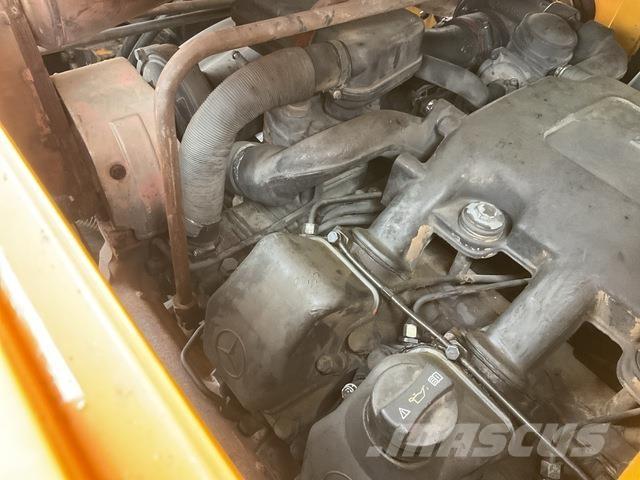 XCMG QAY300 A/T 크레인