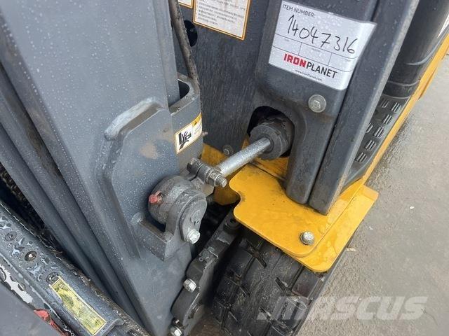 XCMG XCB-TW 전동 지게차