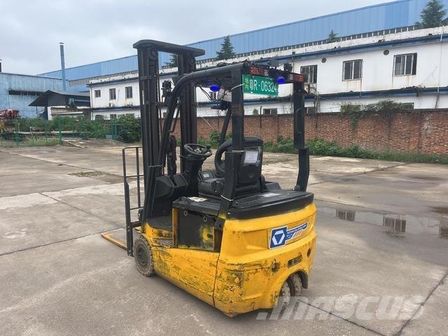 XCMG XCB-TW18 전동 지게차