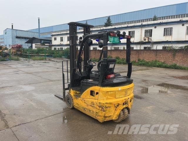 XCMG XCB-TW18 전동 지게차