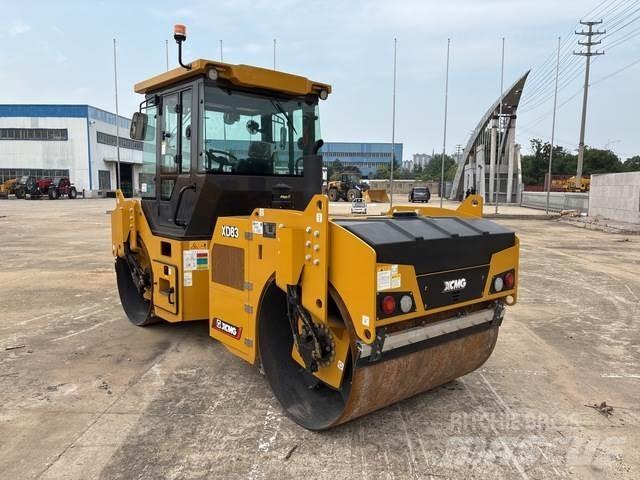 XCMG XD83 트윈 드럼 롤러
