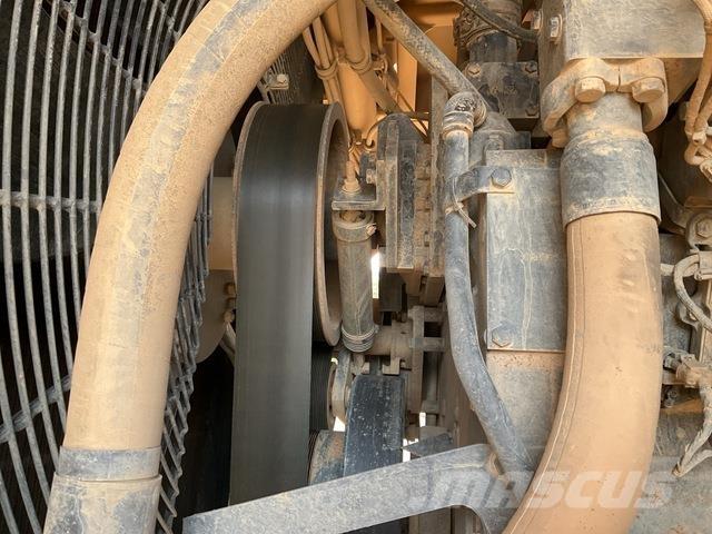 XCMG XDR100 연결식 홀러