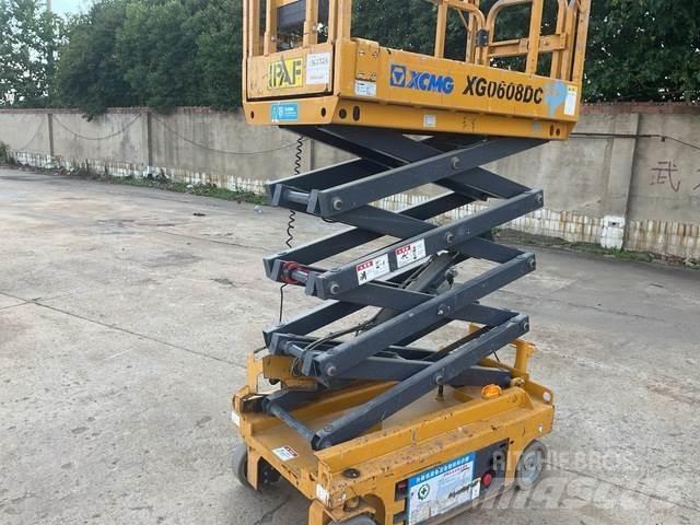 XCMG XG0608DC 가위형 리프트