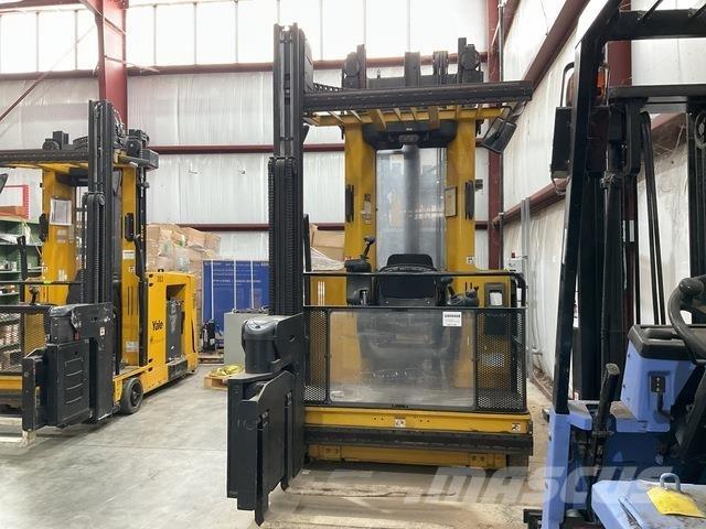 Yale NTA030SB 미디엄 리프트 오더 피커