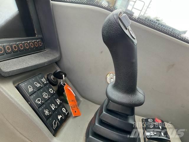 Yanmar B110W  휠 굴삭기