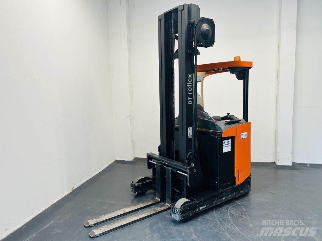 BT RRE160 리치 트럭