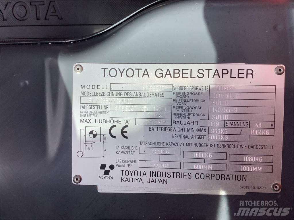 Toyota 8FBE20T 전동 지게차
