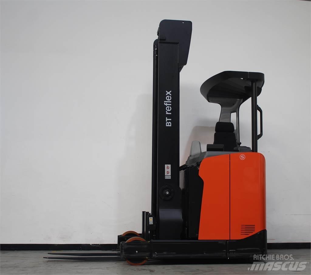 Toyota RRE140HE 리치 트럭