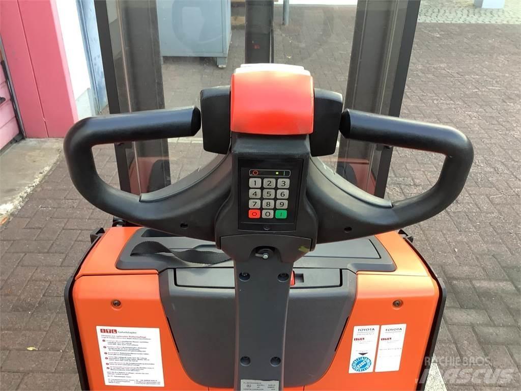 Toyota SWE120 포크리프트