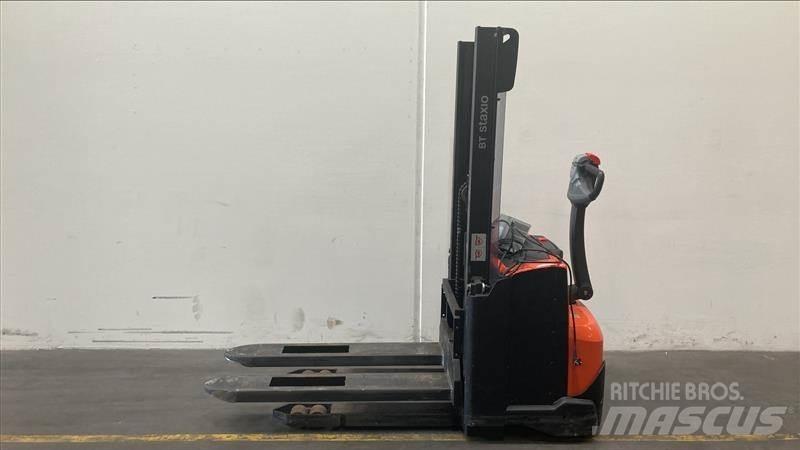 Toyota SWE120 포크리프트