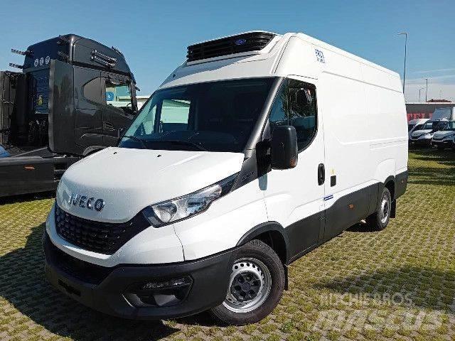 Iveco 35S16 온도 조절식 트럭