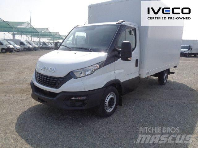 Iveco 35S16 탑차 트럭