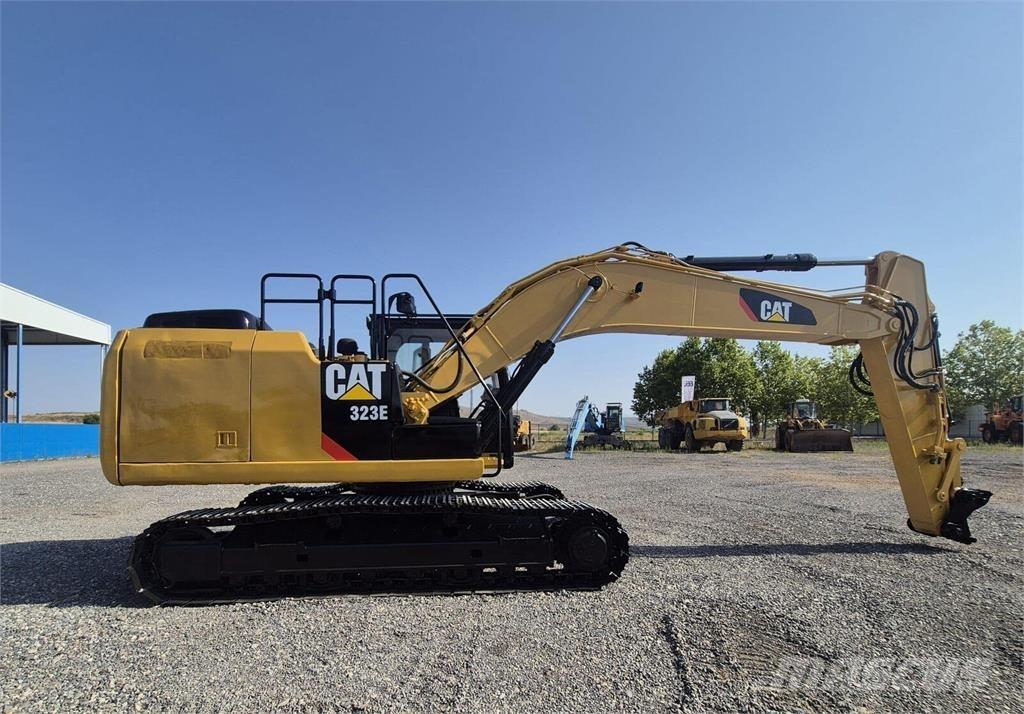 CAT 323ELN 대형 굴삭기 29톤 이상