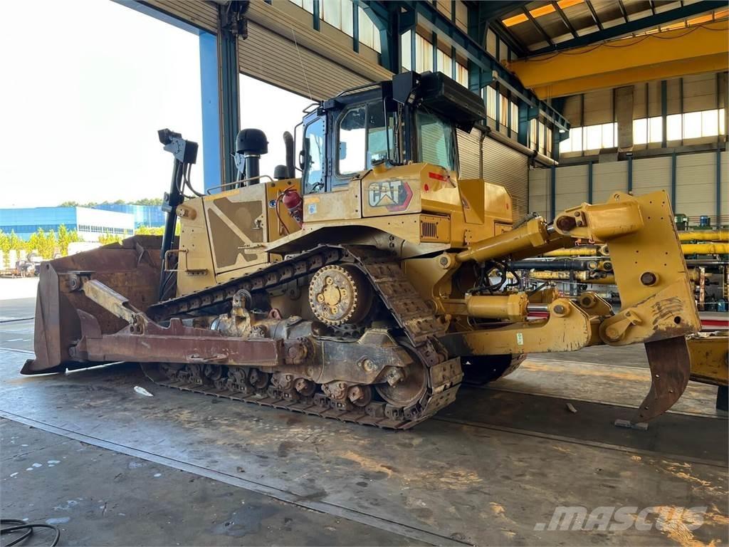 CAT D8T 크롤러 도저