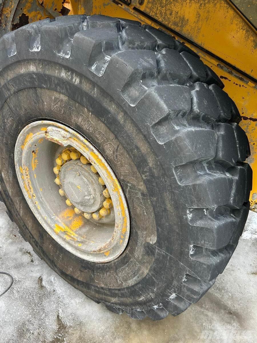 Volvo L90E 대형 굴삭기 29톤 이상