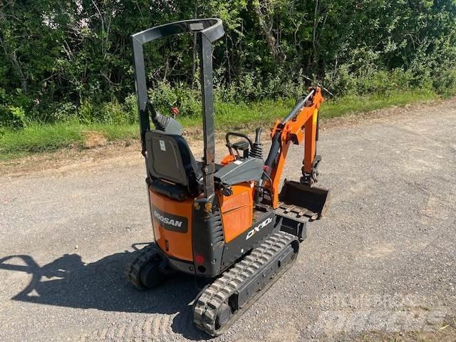Doosan DX10Z 중형굴삭기 7톤-28톤
