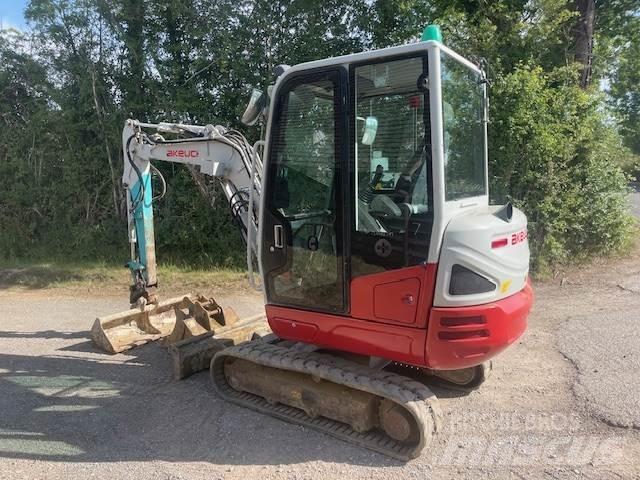 Takeuchi TB230 중형굴삭기 7톤-28톤