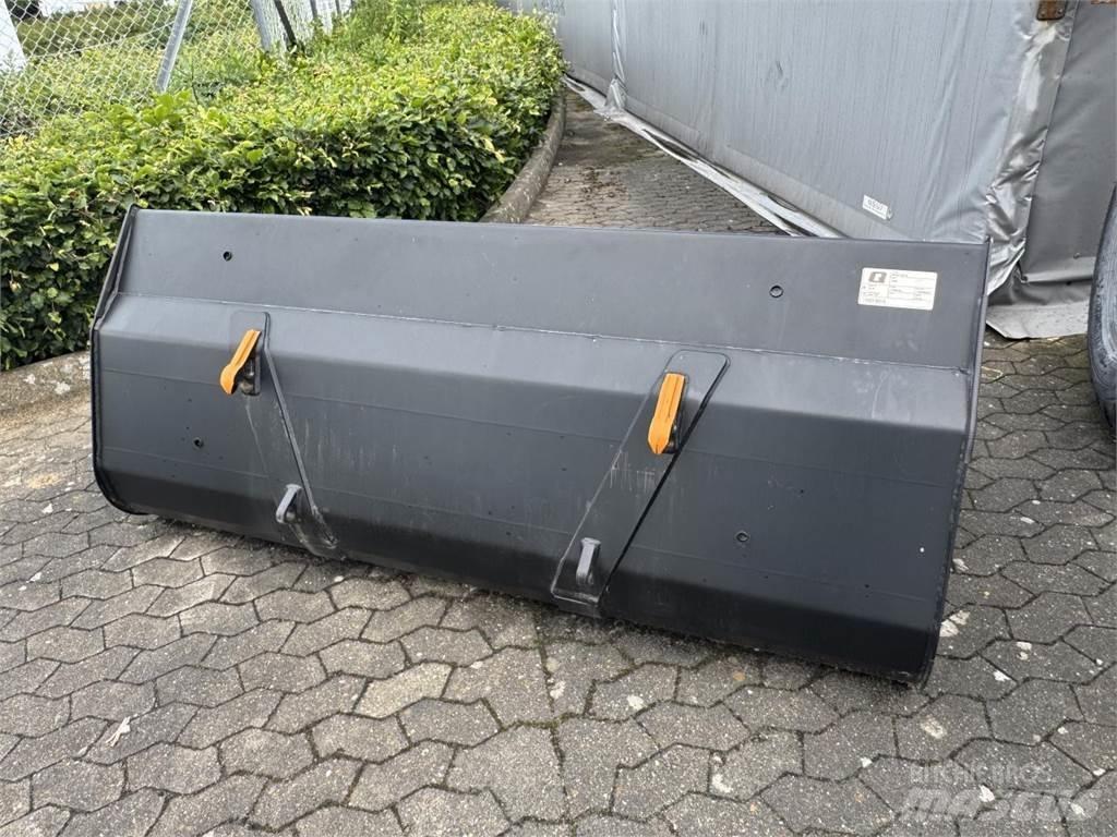 Ålö VL 225 SKOVL 프론트 로더 및 굴착기