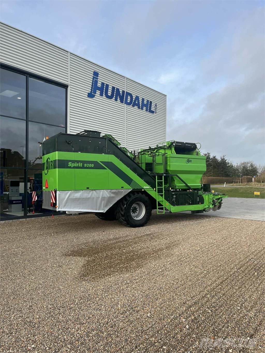 AVR 9200 CR 감자수확기 및 포테이토디거