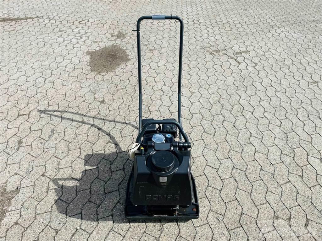 Bomag BP 12/50A W 진동롤러