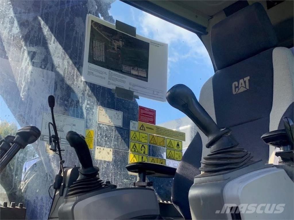 CAT 325F 대형 굴삭기 29톤 이상