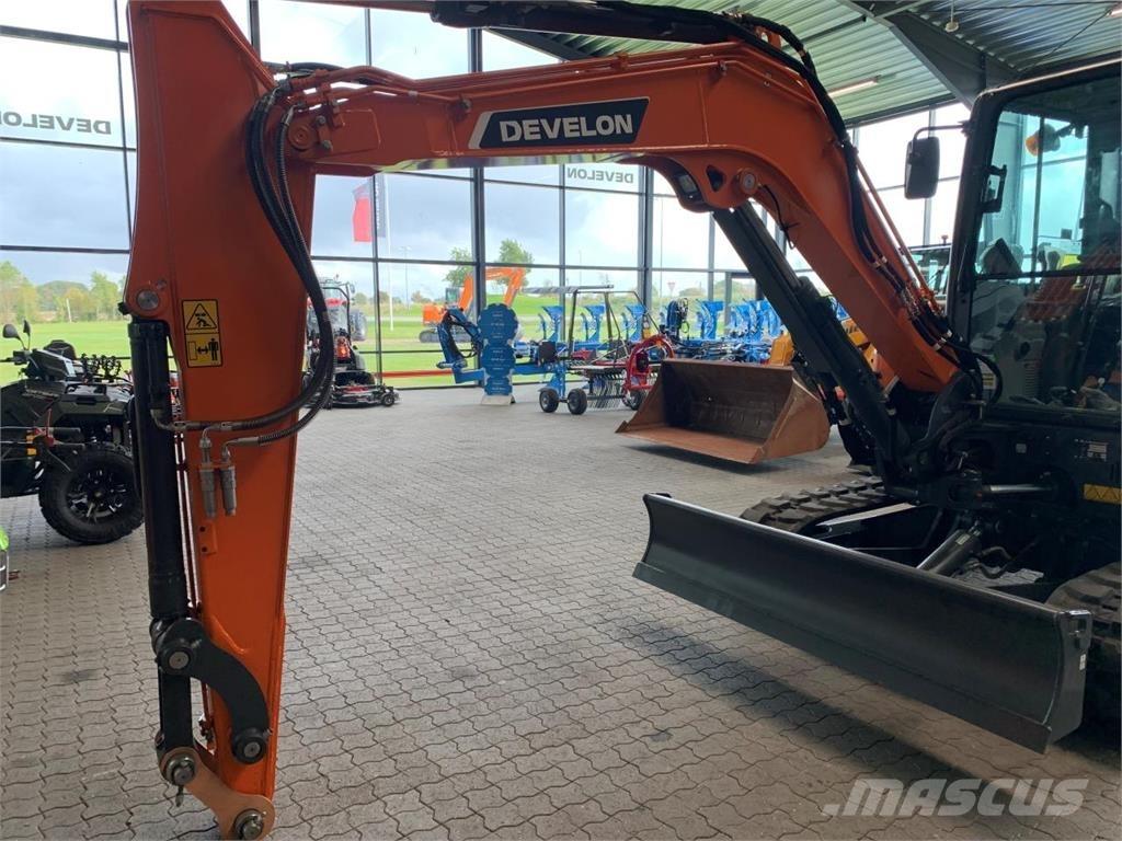 Develon DX63-7 대형 굴삭기 29톤 이상