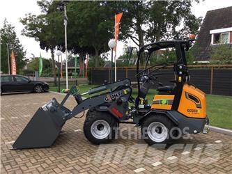 GiANT G2200E 미니 로더