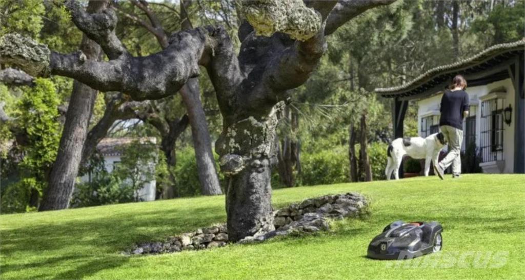 Husqvarna AM420 제초기