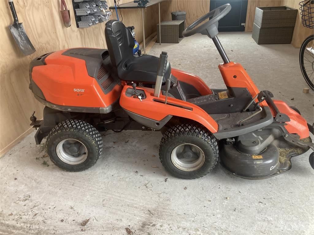 Husqvarna R214TC 제초기