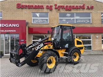 JCB 409 AGRI  휠로우더