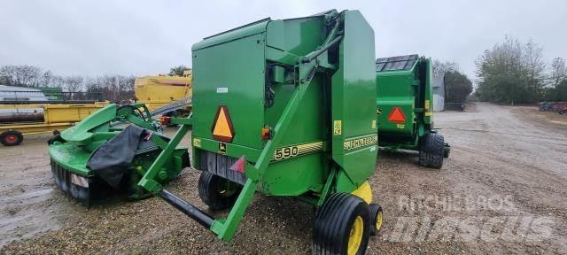 John Deere 590 원형 곤포기