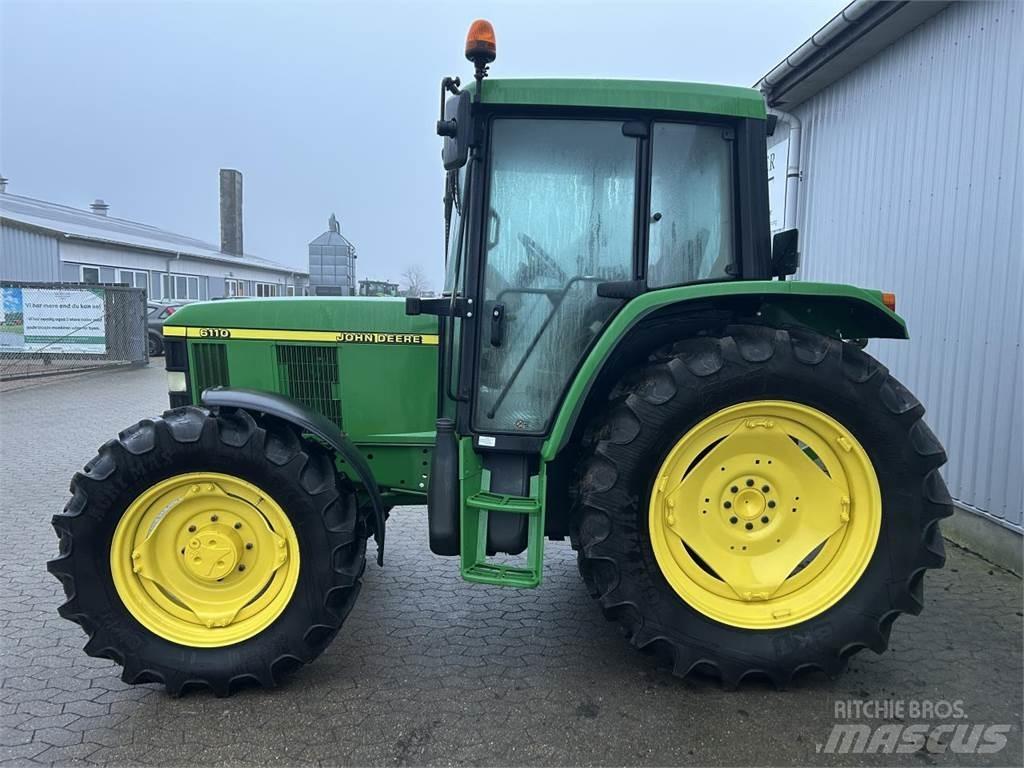 John Deere 6110 트랙터