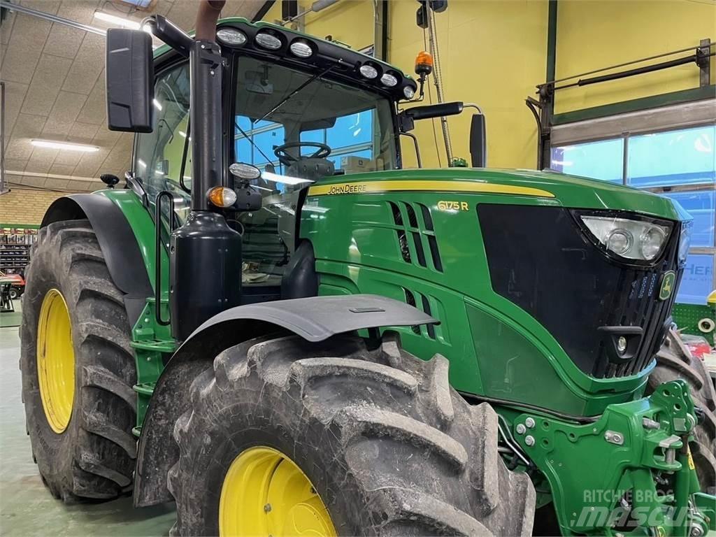 John Deere 6175R 트랙터