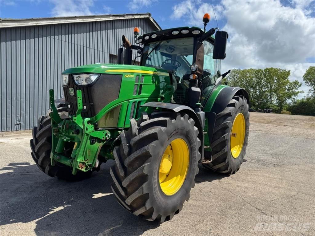 John Deere 6250R 트랙터