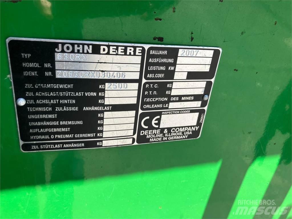 John Deere 630R 콤바인 헤드