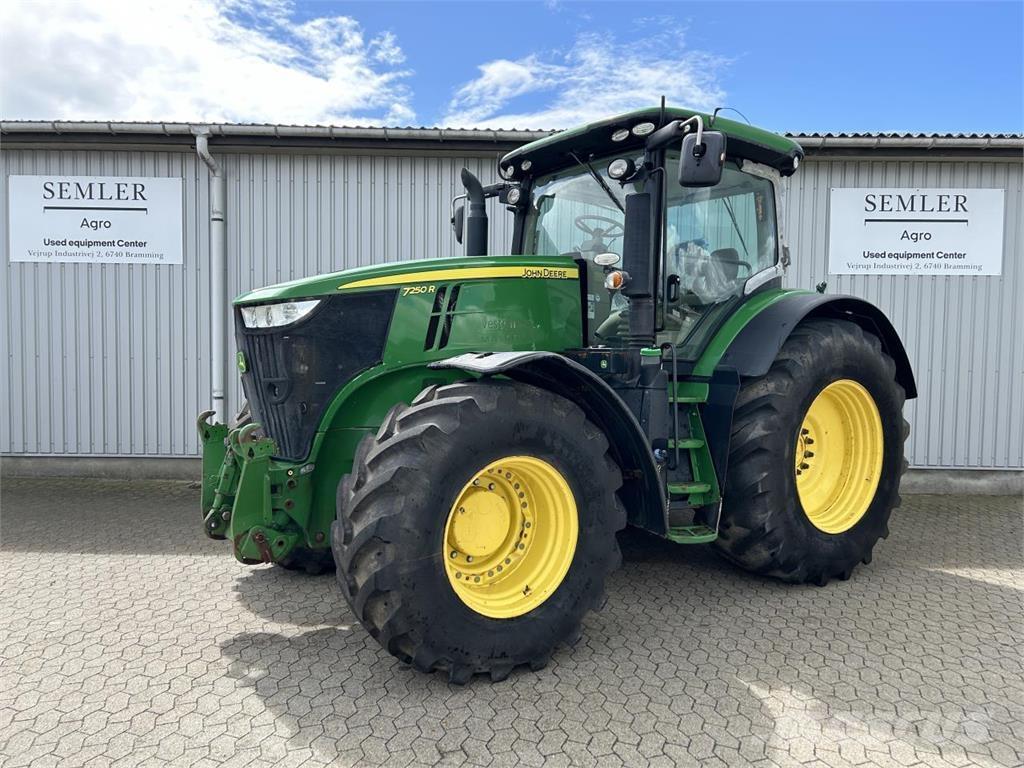 John Deere 7250R 트랙터