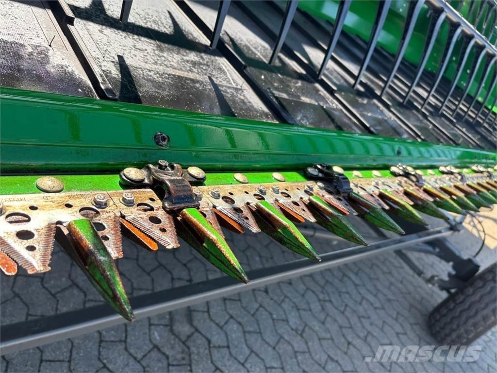John Deere 735D 콤바인 헤드