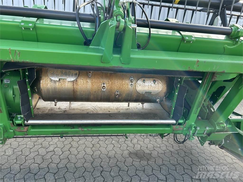 John Deere 740D 콤바인 헤드