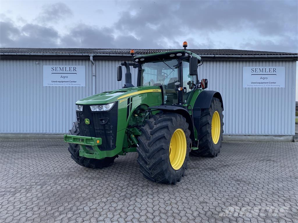 John Deere 8370R 트랙터